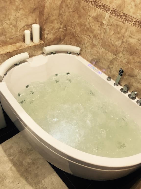 Trumpalaike Buto Nuoma Rokiskyje Su Jacuzzi Rokiskis Eksteriør billede
